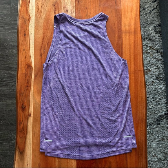 Nike Dri-FIT TechKnit Ultra Running Singlet - Picture 2 of 7